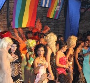 Drag-Queen-Show in Santa Clara bei der UJC