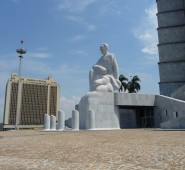 Das wahrscheinlich größte Martí Denkmal