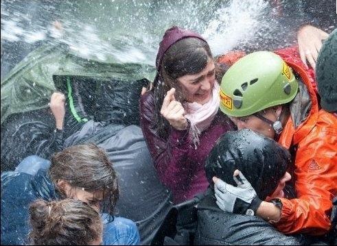 Wasserwerfereinsatz gegen S21-Demonstranten