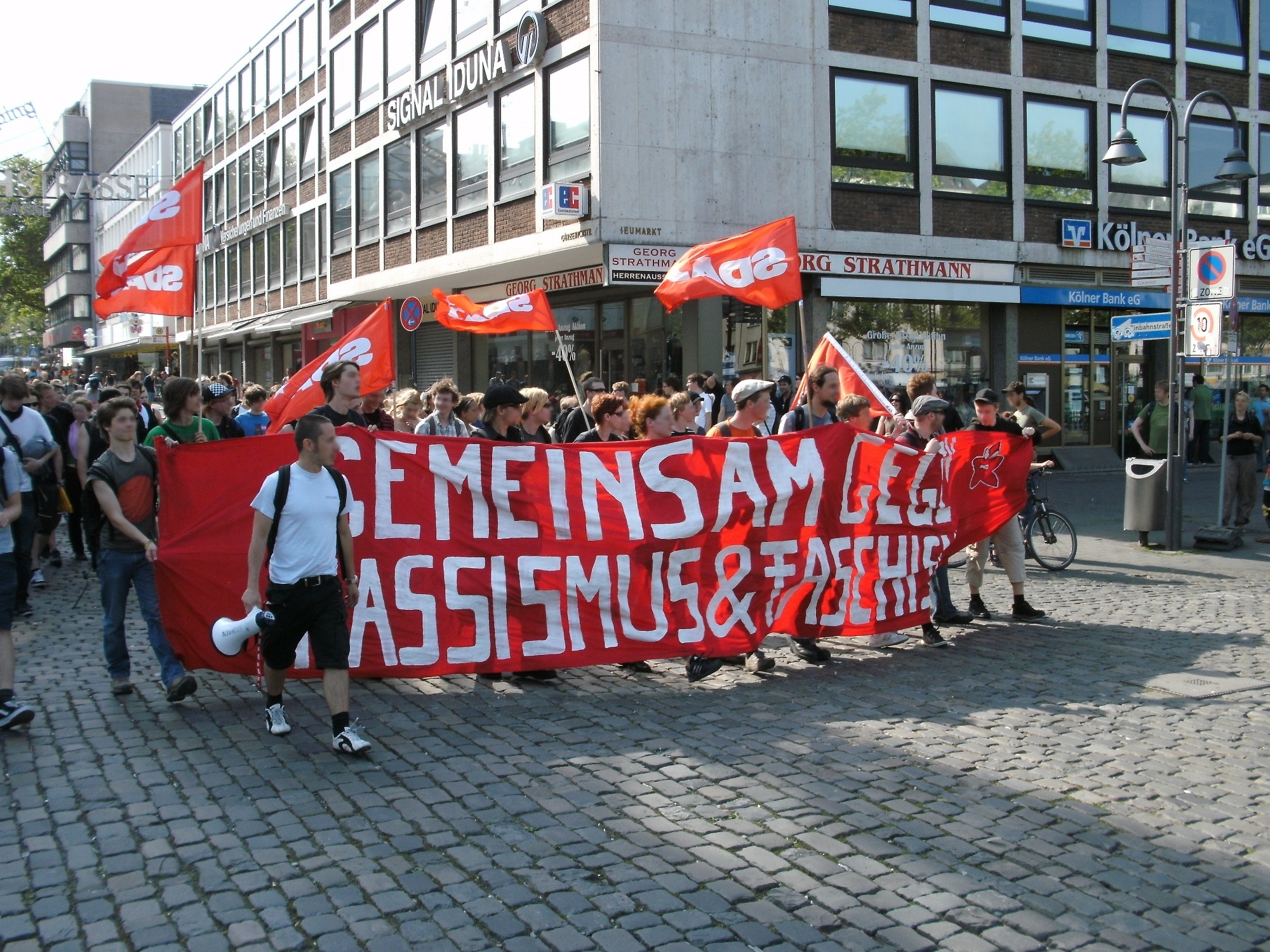 Köln bleibt nazifrei!