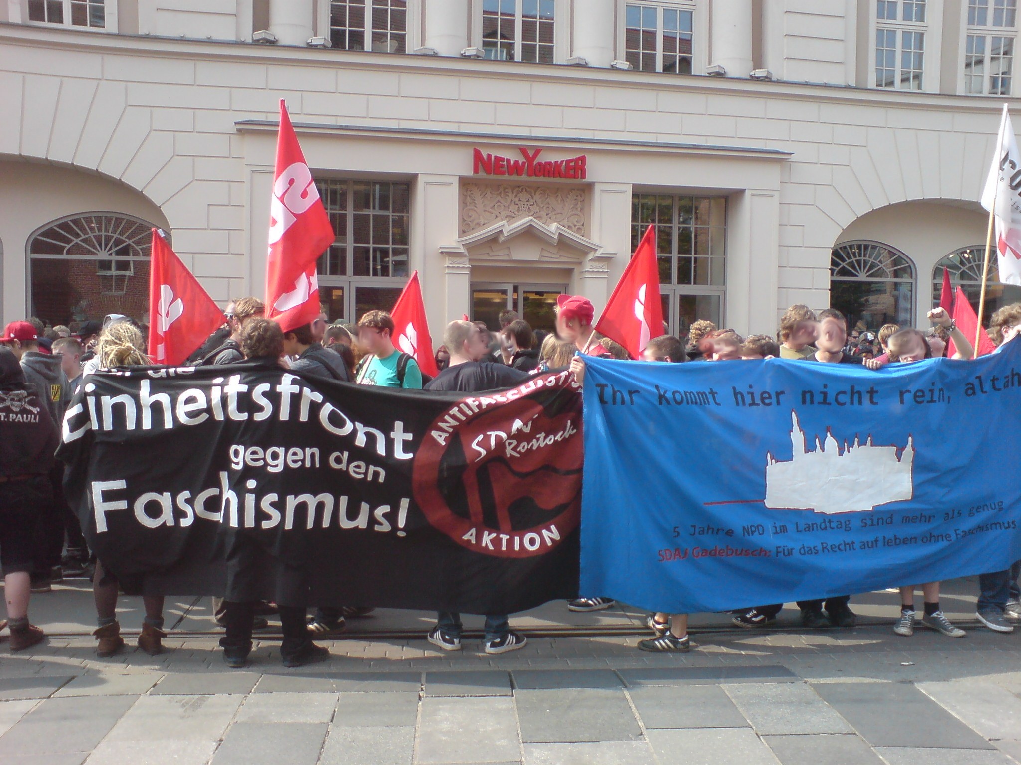 Mecklenburg-Vorpommern steht auf!