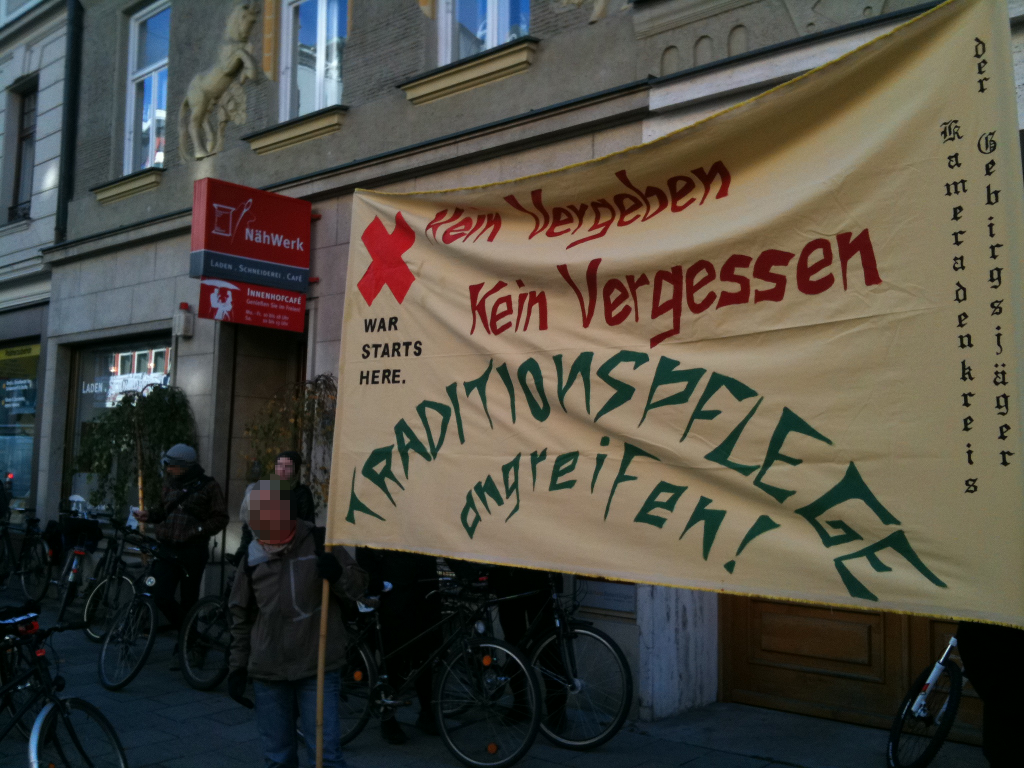München: Mit Fahrrädern markieren, wo der Krieg beginnt