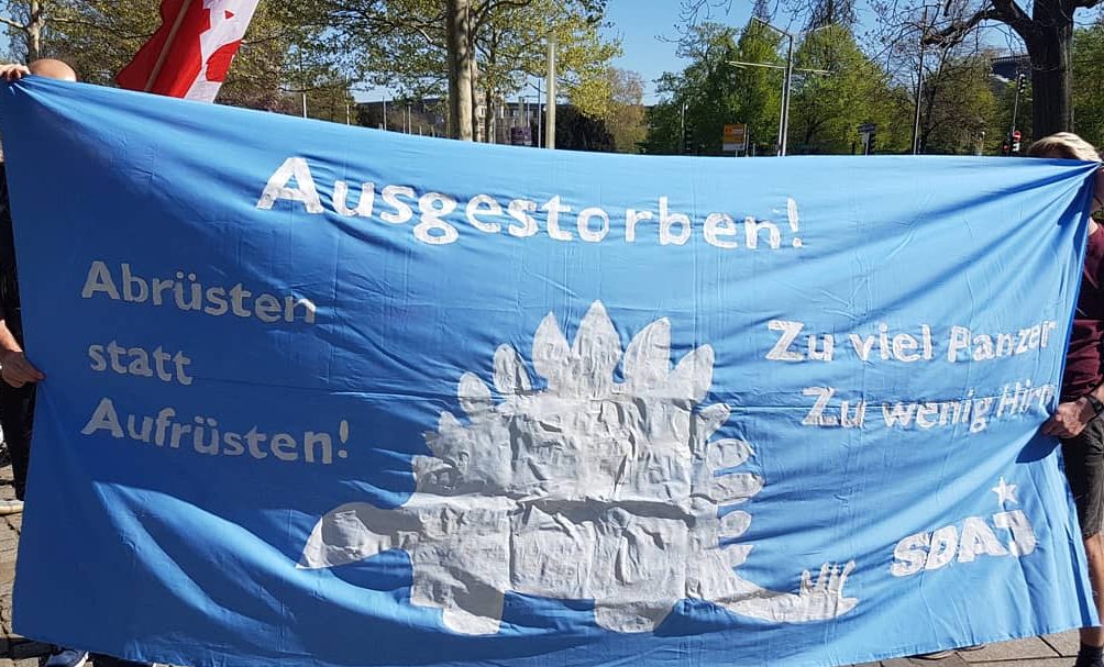 Abrüsten statt Aufrüsten